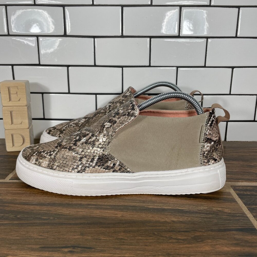 Hey Dude Peyton Shoes Womens Size 9 Brown Snake Print Casual Comfort Slip On